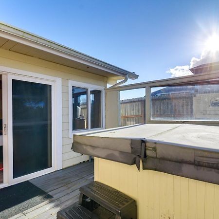 Villa Pet-Friendly Washington Retreat With Hot Tub And Deck! à Ocean Shores Extérieur photo