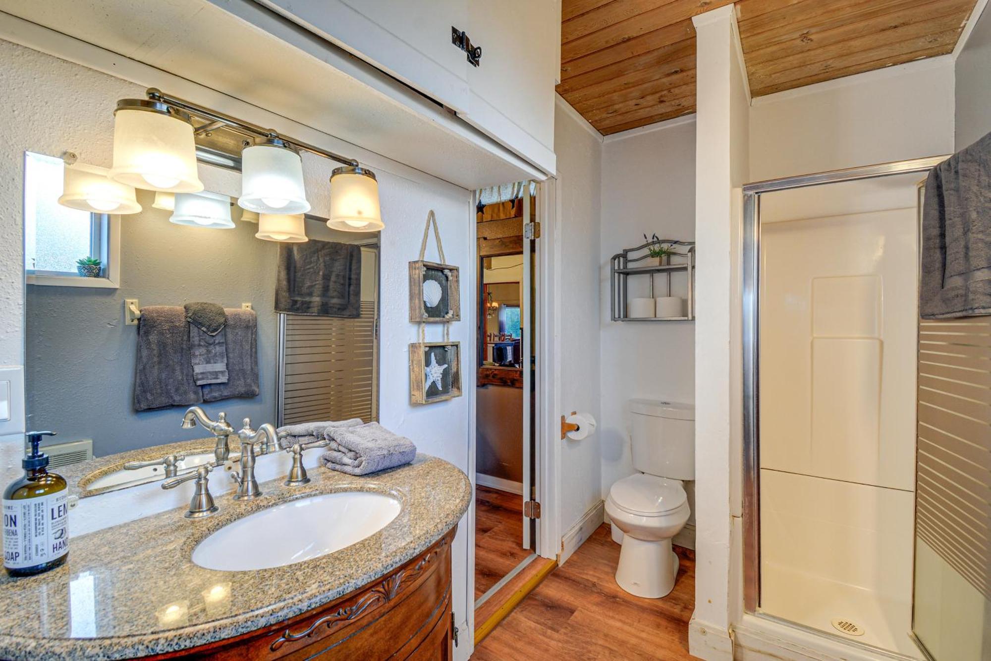 Villa Pet-Friendly Washington Retreat With Hot Tub And Deck! à Ocean Shores Extérieur photo