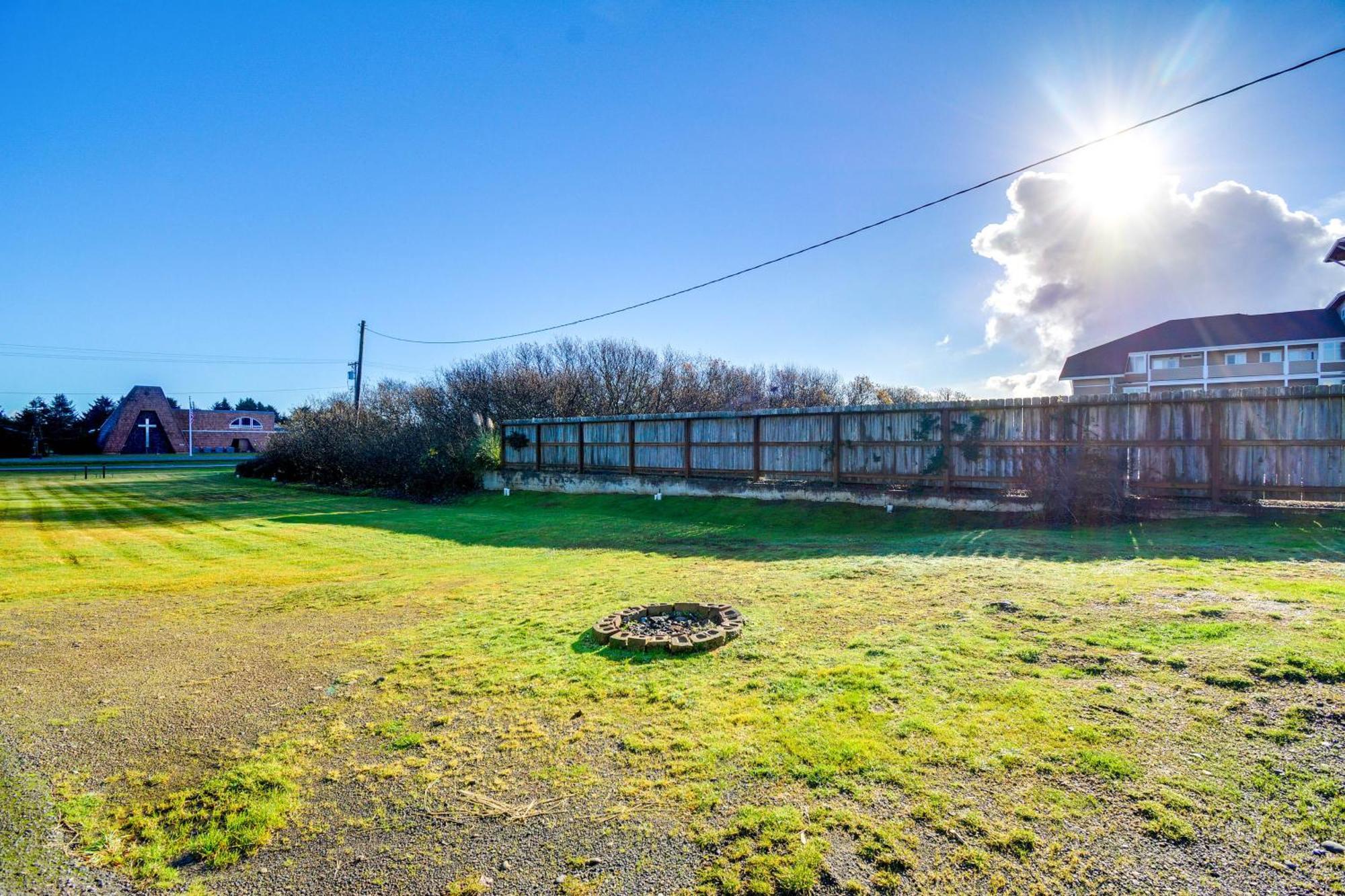 Villa Pet-Friendly Washington Retreat With Hot Tub And Deck! à Ocean Shores Extérieur photo